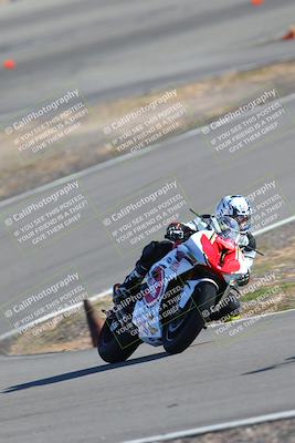 media/Feb-05-2023-Classic Track Day (Sun) [[c35aca4a42]]/Group 1/session 4 turn 4/